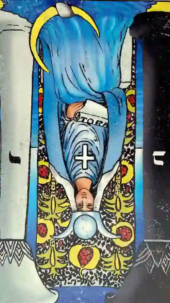 La Sacerdotisa en las Cartas del Tarot la sacerdotisa carta del tarot al reves